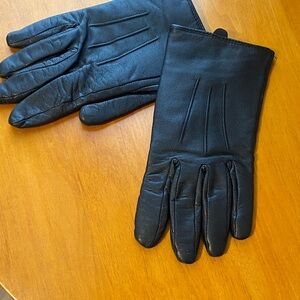 Elegant Black Leather Gloves for women’s size small. Lands’s End